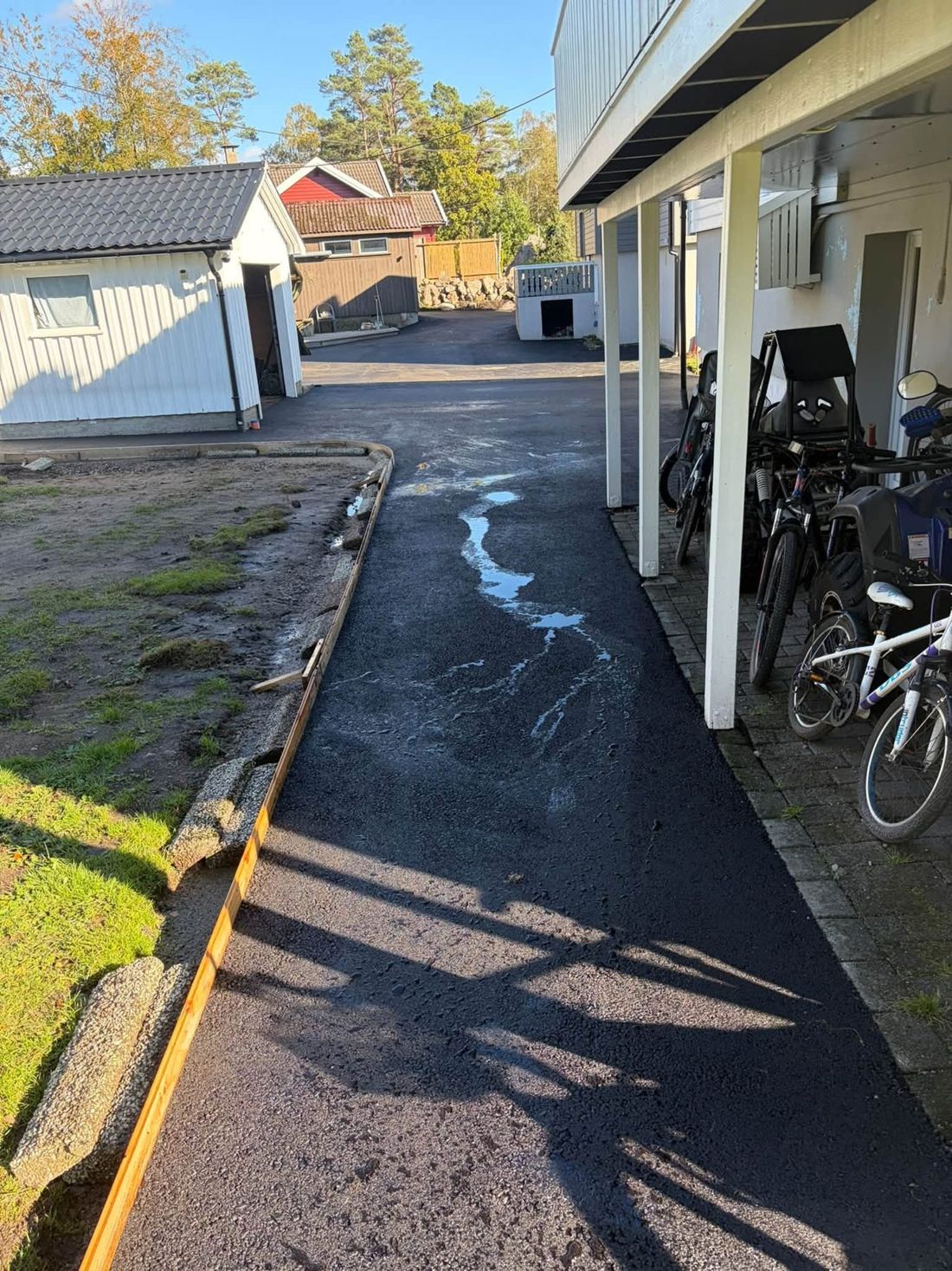 Innkjørsel og gangareal – bilde 9